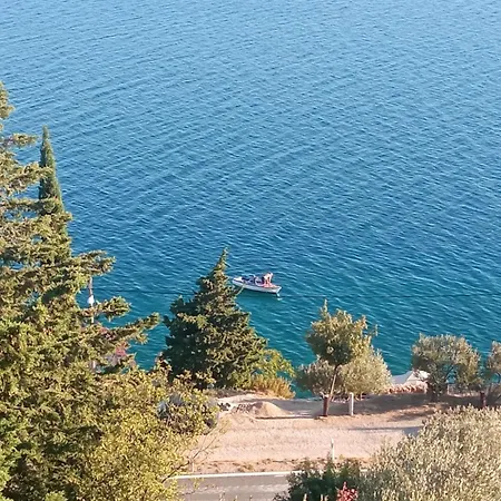 Mate * Starigrad Paklenica